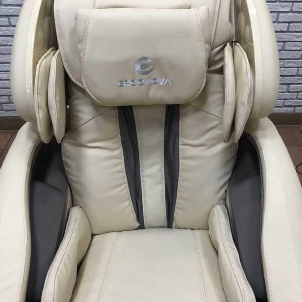 Массажное кресло Ergonova FullBody Stretch Edition