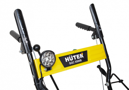 Бензиновый снегоуборщик Huter SGC-5500В