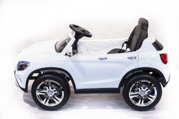 Электромобиль Mercedes-Benz GLA Белый