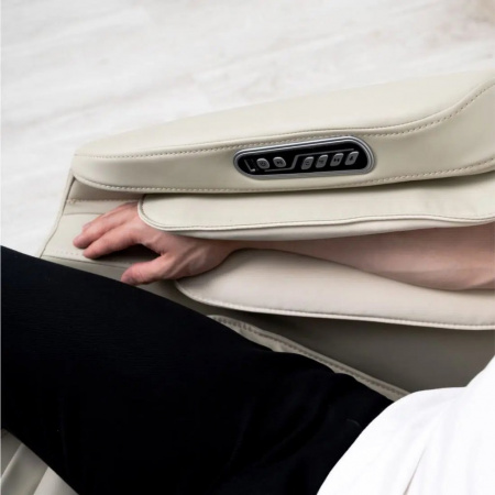 Массажное кресло Gess Optimus Pro (бежевое)
