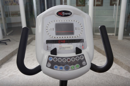 Велотренажер X-Trend LR-8000i